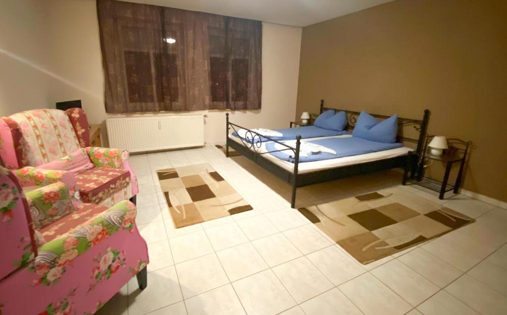 Postel nebo postele na pokoji v ubytování Hotel Zur Linde