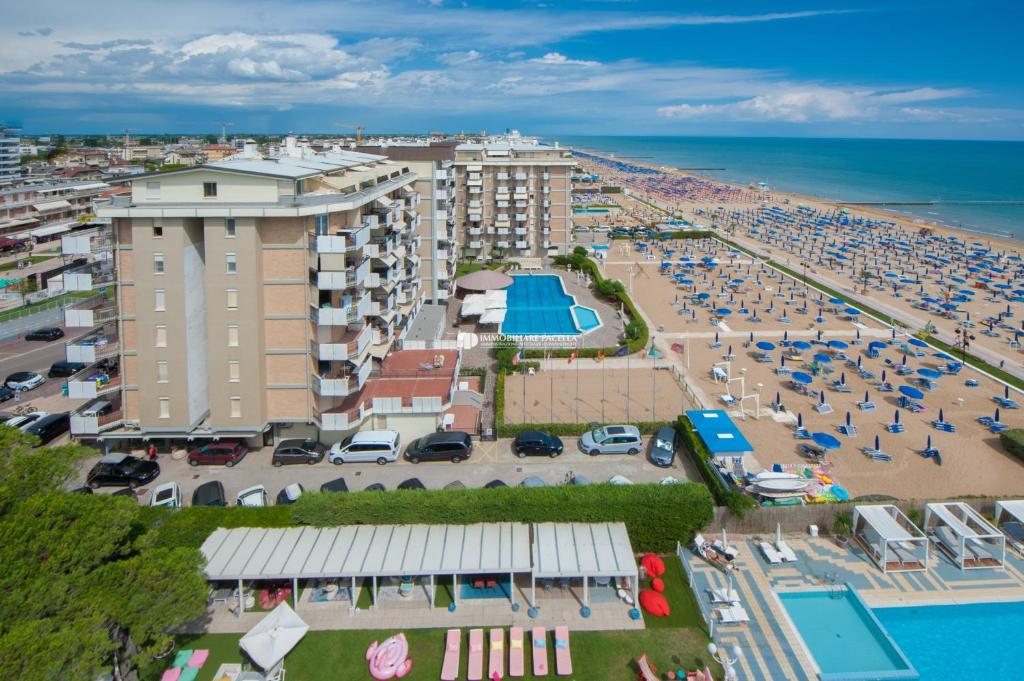 an aerial view of a beach and the ocean at Residence Playa Grande Immobiliare Pacella in Lido di Jesolo