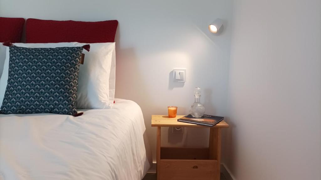 Postel nebo postele na pokoji v ubytování SulSeixe Guesthouse