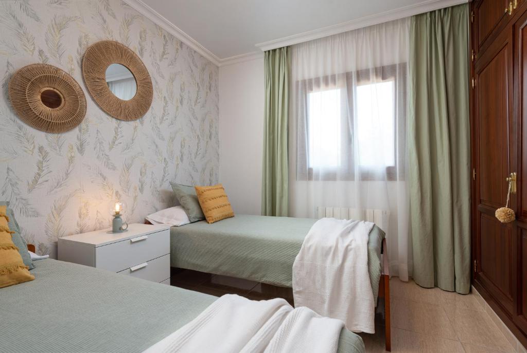 Postel nebo postele na pokoji v ubytování NEW!! Villa Can Albons
