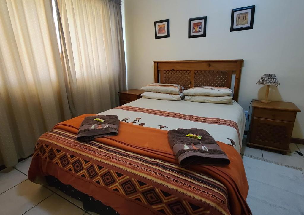 Private, Cozy, 2 Bedroom House
