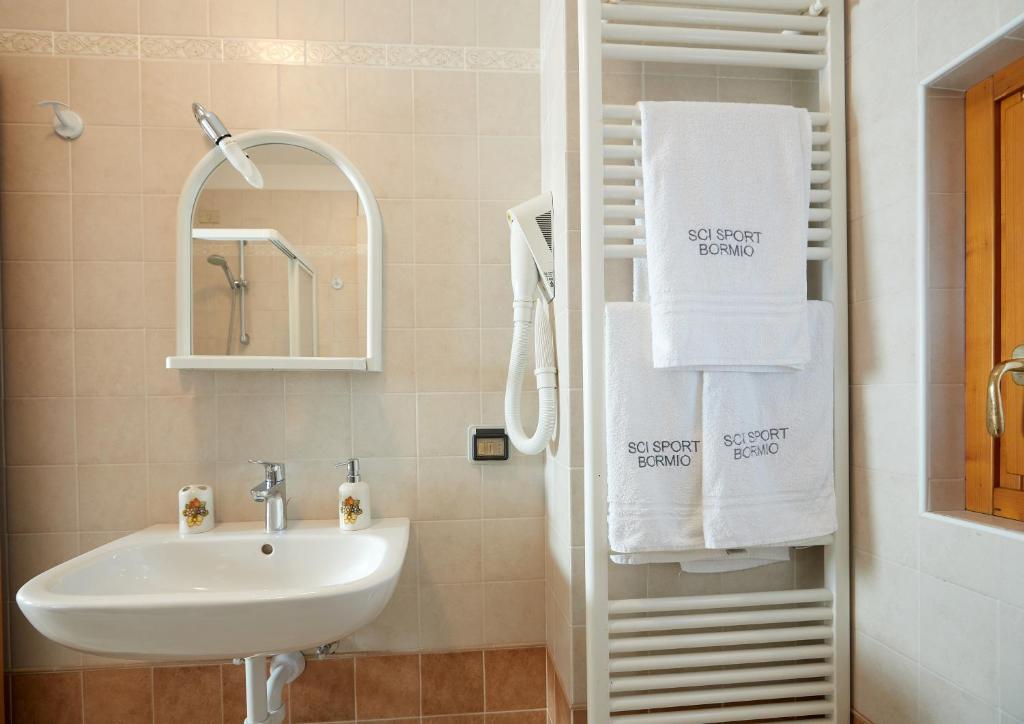 A bathroom at Residence Sci Sport