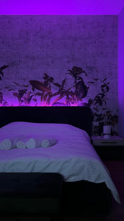 Comfy Modern Luxury - Central - Image 7