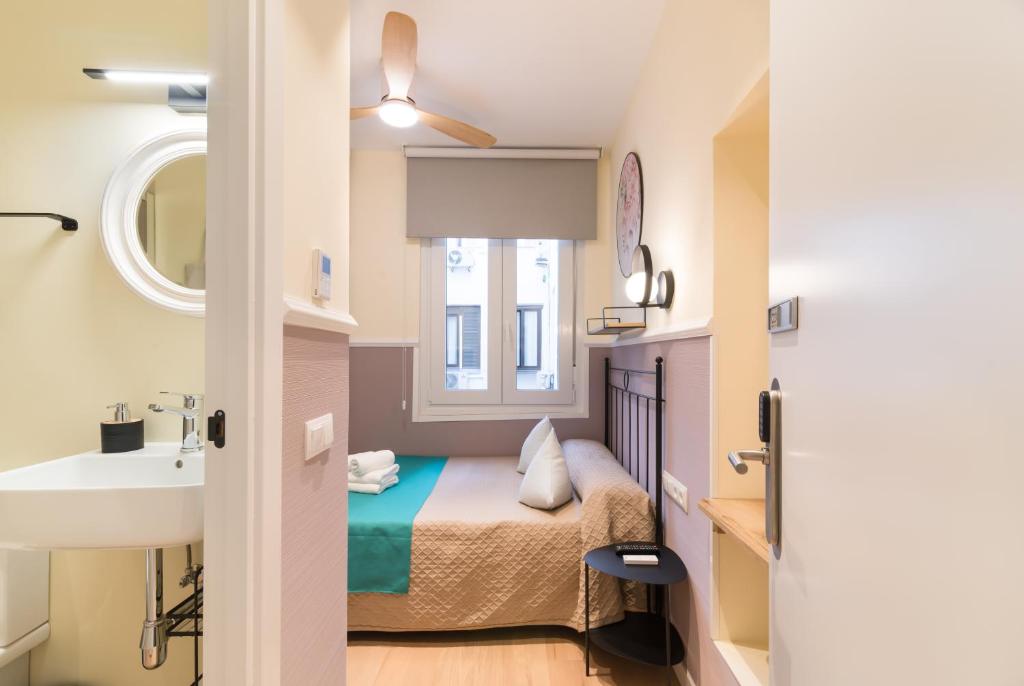 Hostal Evoke Madrid - 17