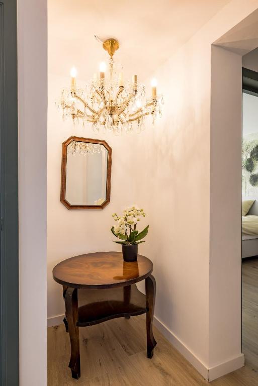 Postel nebo postele na pokoji v ubytování Gîtes in Huy - Appartements chaleureux dans le centre de Huy