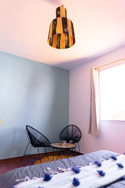 Postel nebo postele na pokoji v ubytování Dar Mouja, eco-friendly home