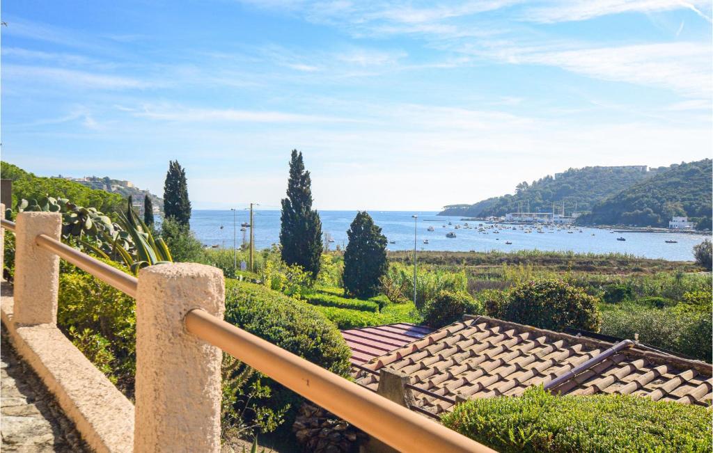 Awesome apartment in Porto Azzurro with WiFi, Porto Azzurro