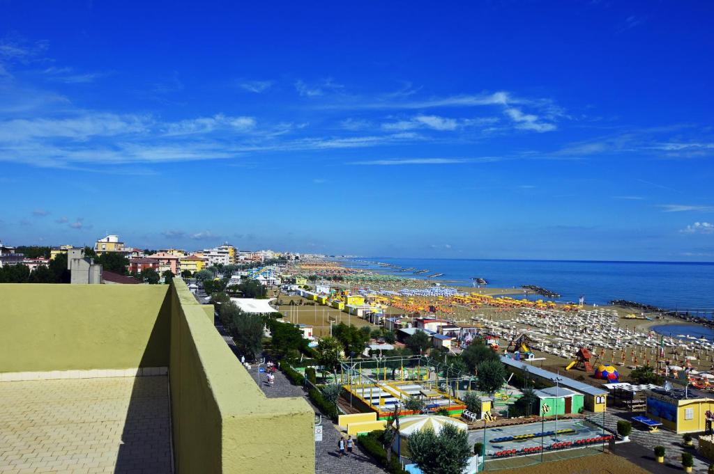 Nespecifikovaný výhled na moře nebo výhled na moře při pohledu z hotelu