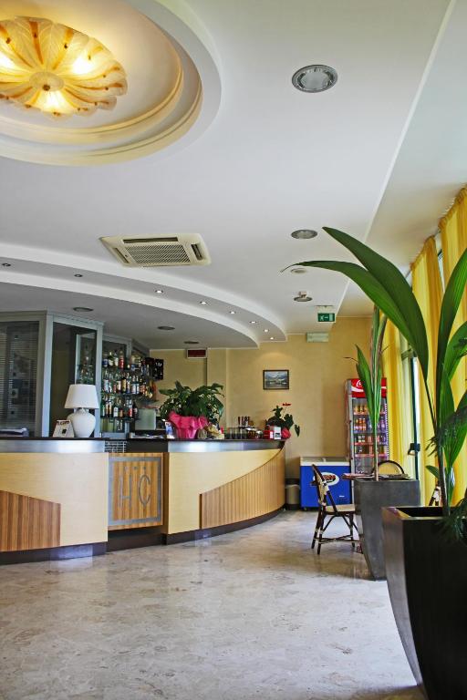 Vstupní hala nebo recepce v ubytování Hotel Colombo