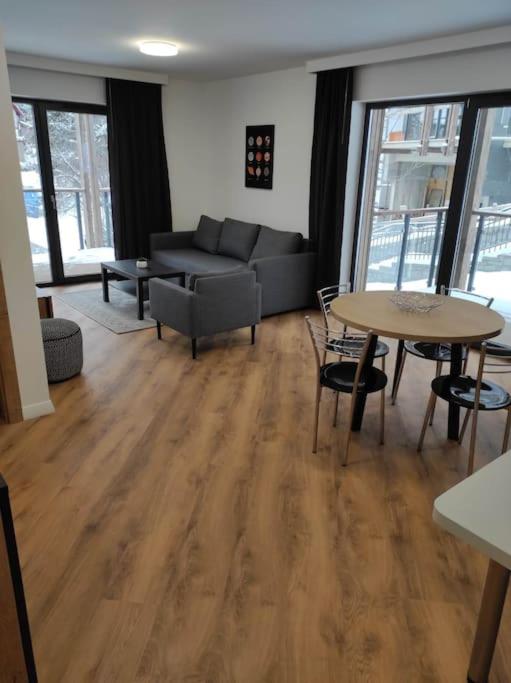 Posedenie v ubytovaní Apartament 17 SzklarSki