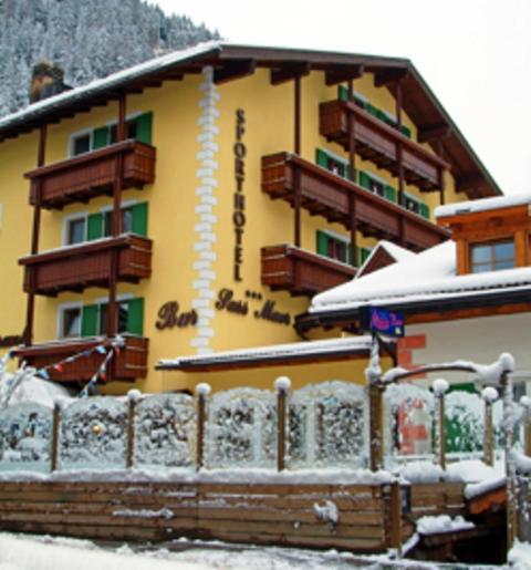 Sport Hotel Sass Maor v zimě
