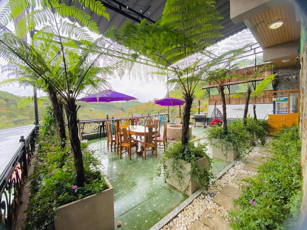 Restaurace v ubytování Pine Forest House Dalat