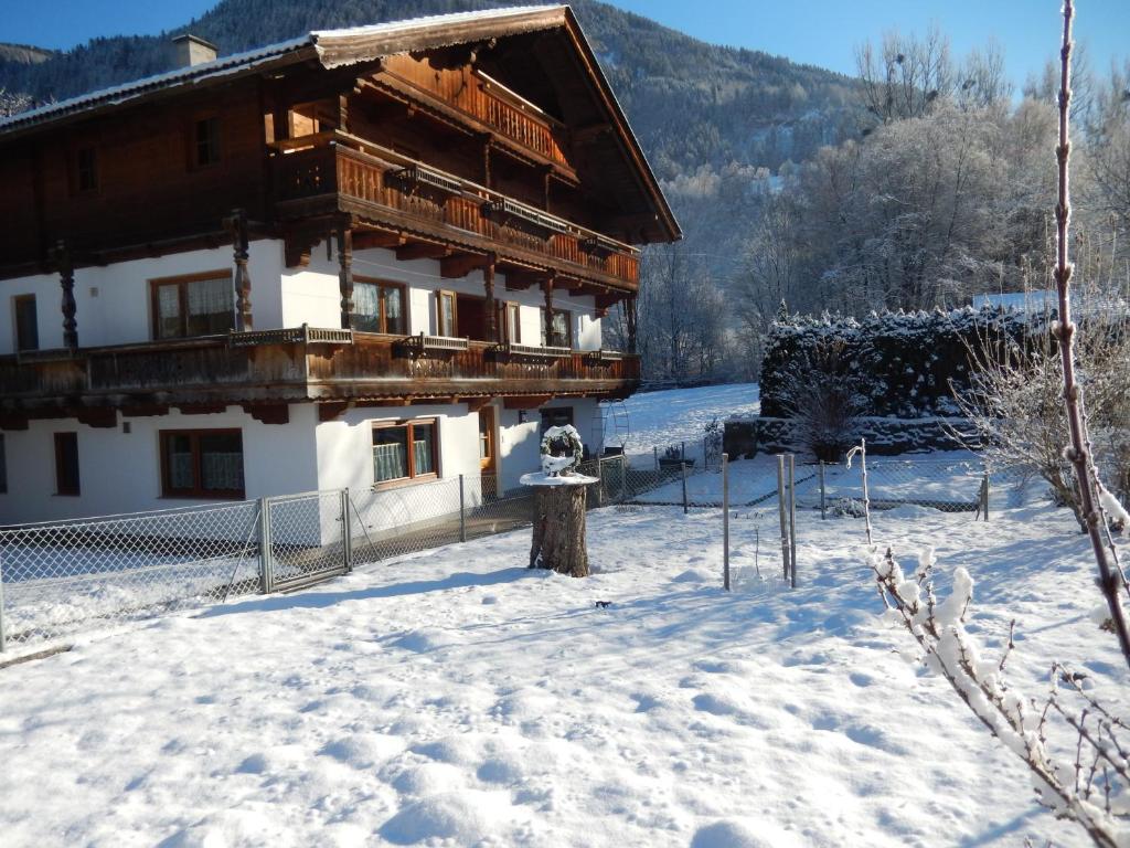 Landhaus Gollner v zime