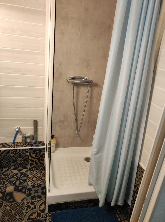 Kúpeľňa v ubytovaní Cocon au cœur des thermes