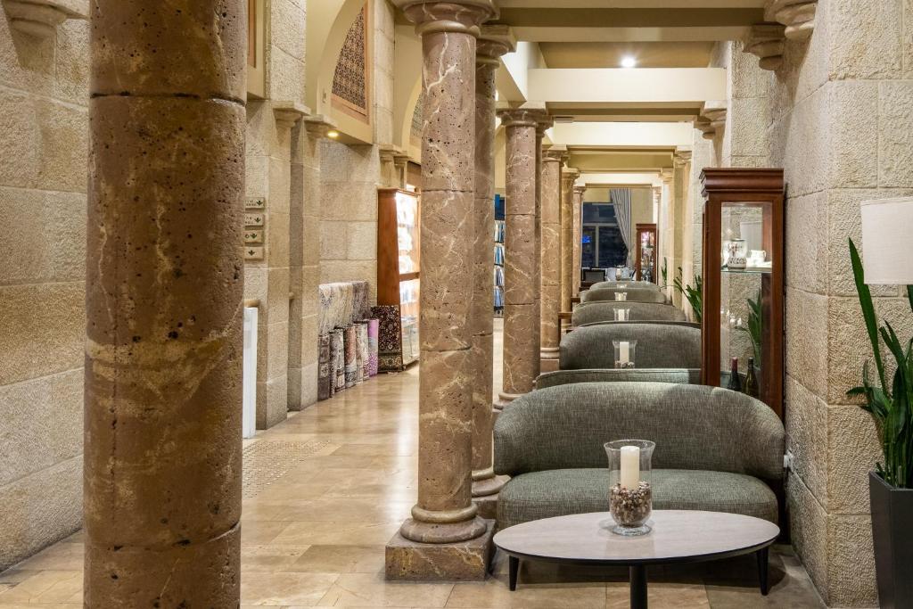Posezení v ubytování Olive Tree Hotel