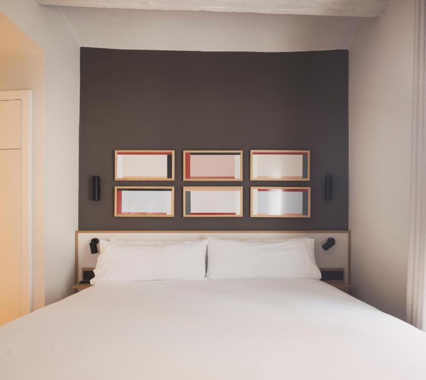 Anderson City Flats, Valencia – Updated 2023 Prices