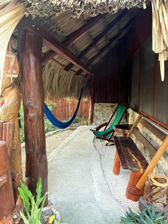 Bazén v ubytování Casa Lamat nebo v jeho okolí