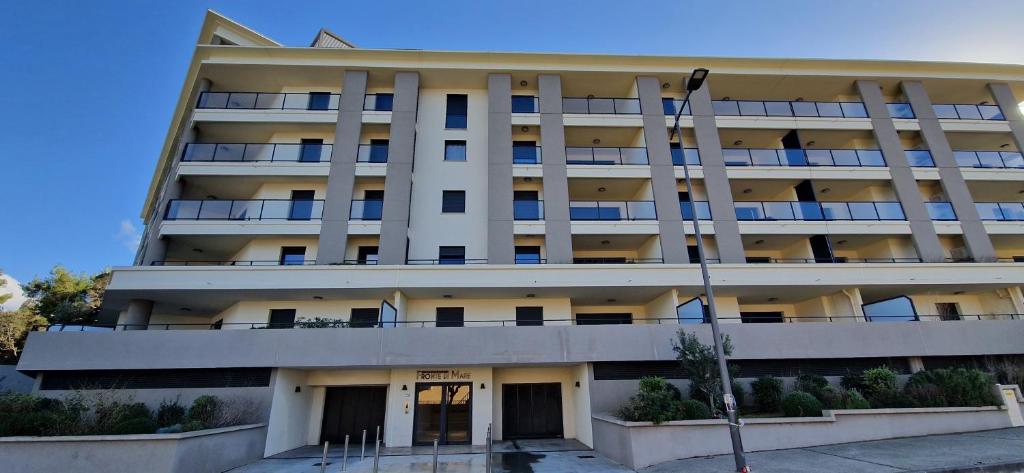Budova, v ktorej sa apartmán nachádza