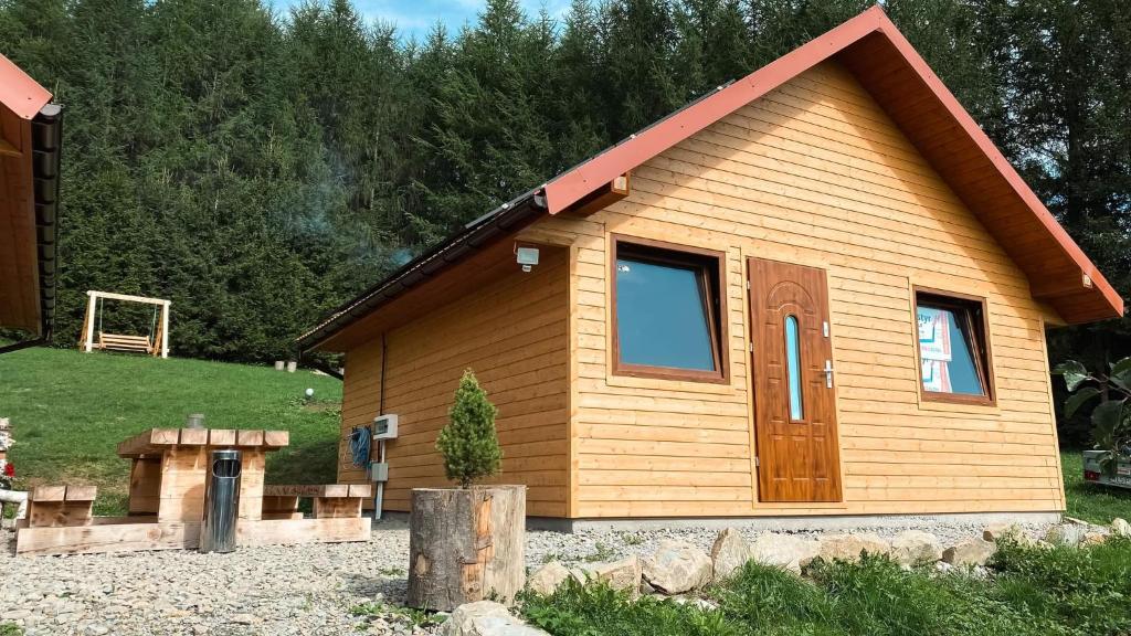 BIESZCZADZKA Antosiówka - Two-Bedroom Chalet