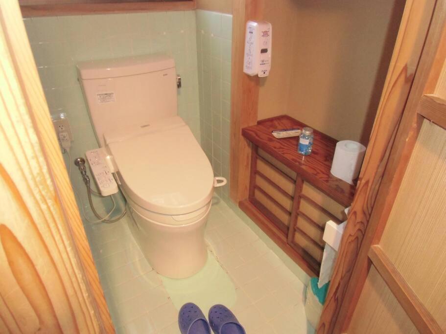Koupelna v ubytování 一組限定の貸切空間 Guest House Engiya