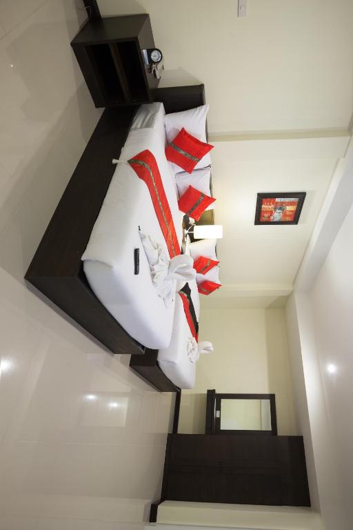 The Elegant Patong - Resim 30