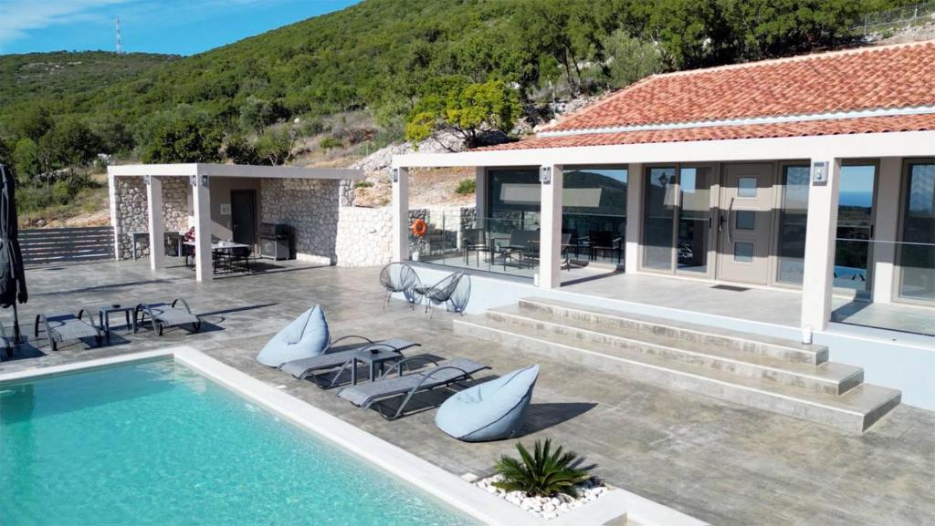 Di Sasso Villa - Luxe Villa