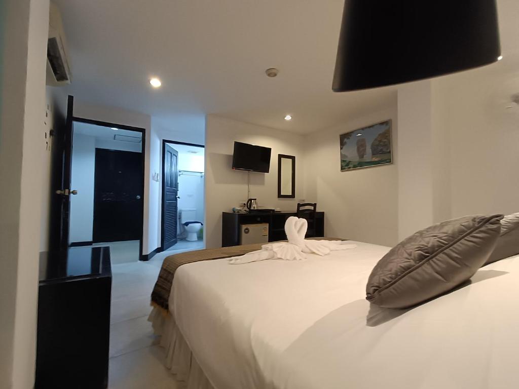 Noble House Patong - Resim 11