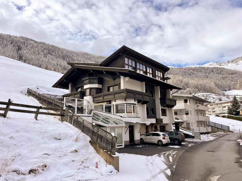 Výhľad na hory alebo výhľad na hory priamo z apartmánu
