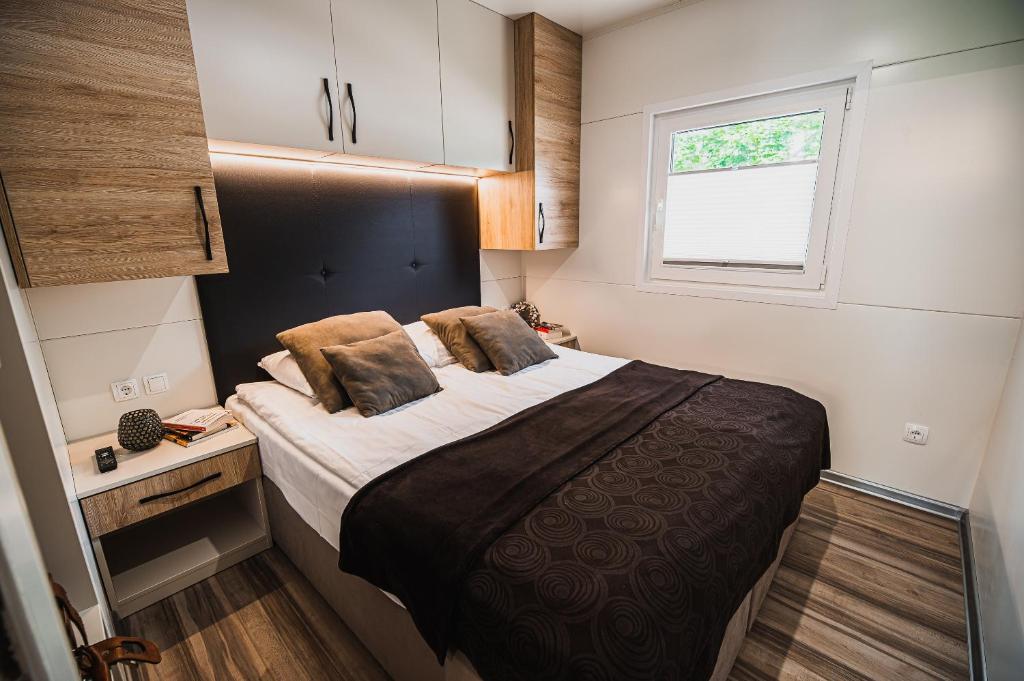 Premium Mobile Homes with thermal riviera tickets - Stacaravan
