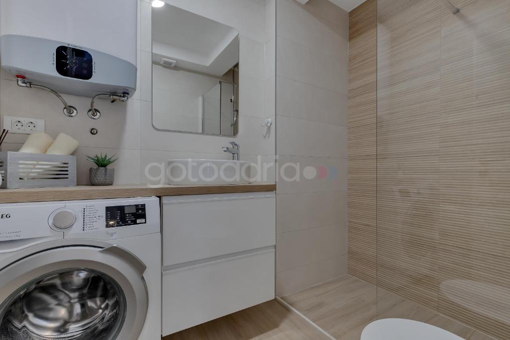 Kúpeľňa v ubytovaní Newly Built Apartment Luka