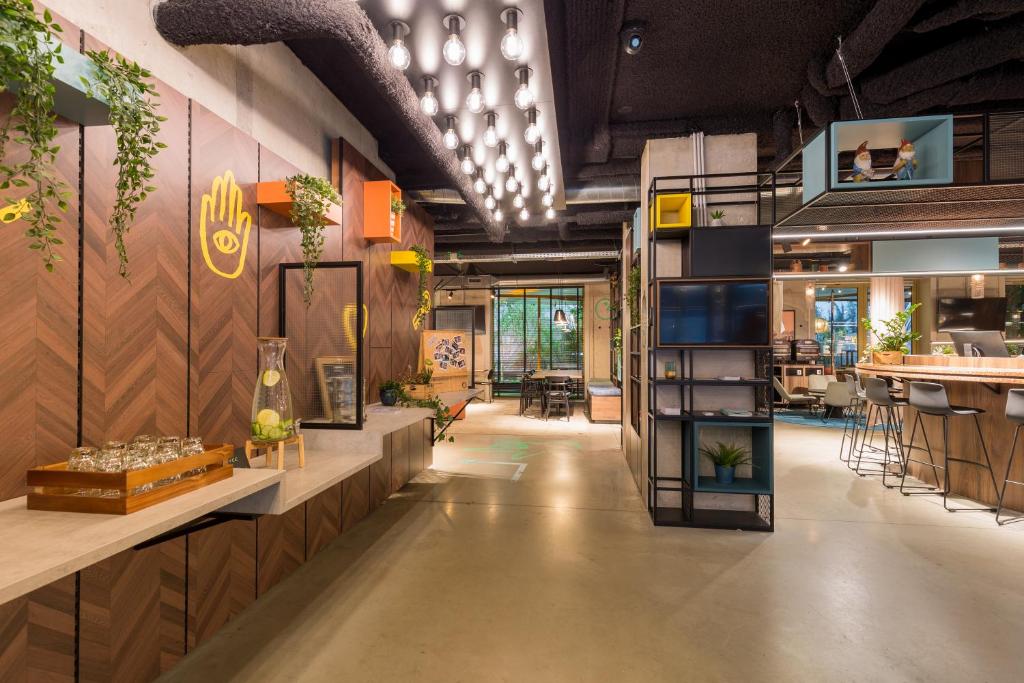 A-STAY Antwerp - Resim 14