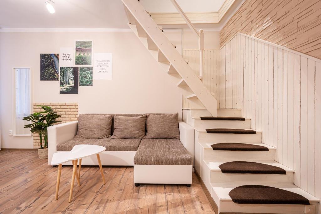 Zensen Nest Apartment 1064 Budapest, 65 Izabella utca kép - 1