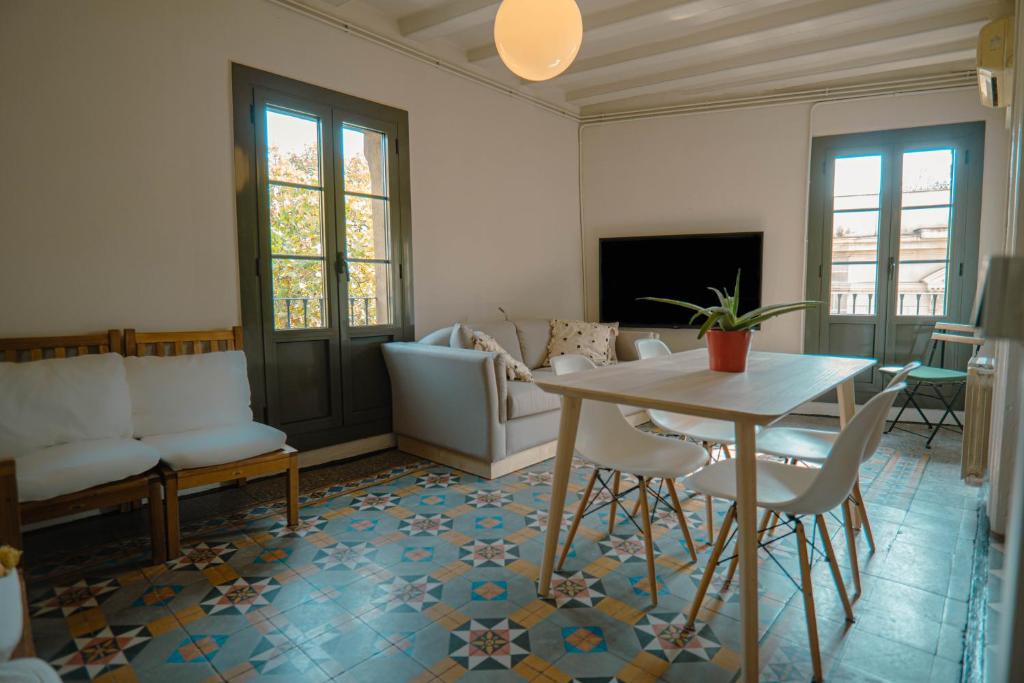 Smartr Barcelona Ramblas - Resim 29