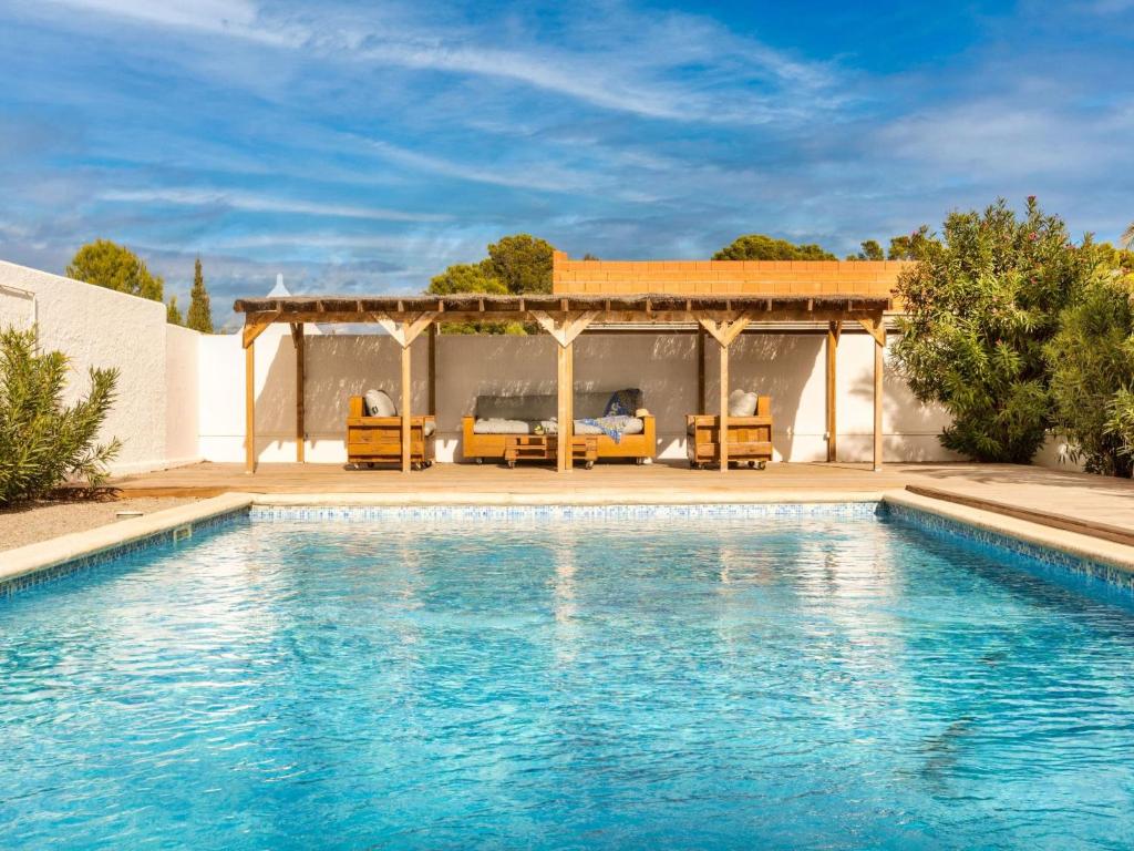 The swimming pool at or close to Villa Villa Gaia by Interhome