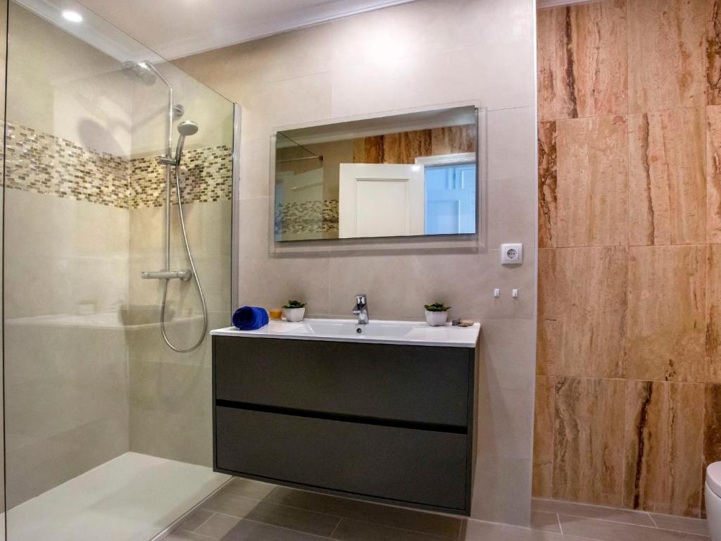 Koupelna v ubytování Apartment L'Alberca-1 by Interhome
