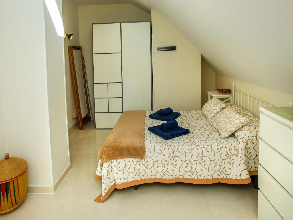 Postel nebo postele na pokoji v ubytování Apartment Denia Plaza Bonita by Interhome