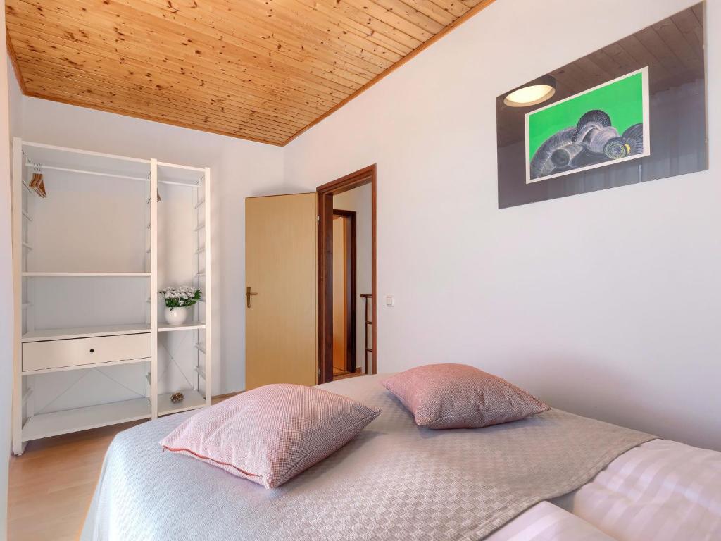 Posteľ alebo postele v izbe v ubytovaní Holiday Home Negri by Interhome