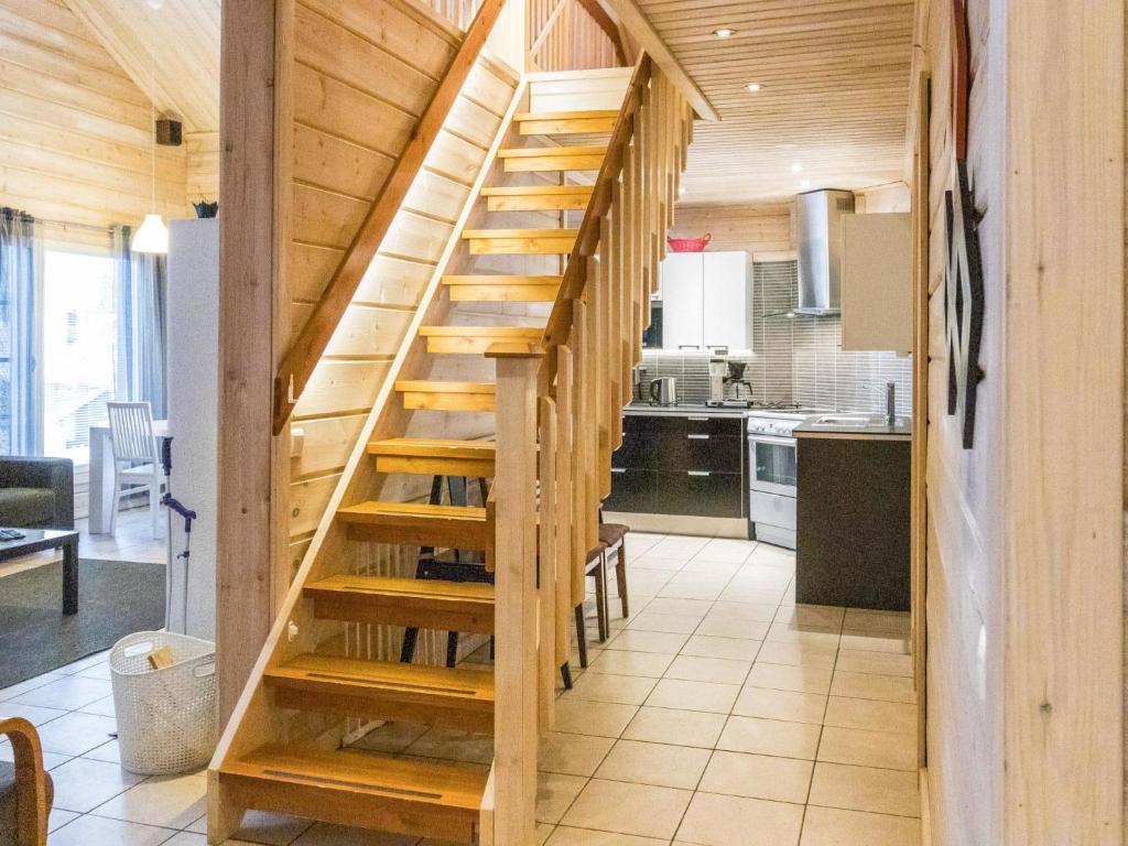 Kuchyň nebo kuchyňský kout v ubytování Holiday Home Pyhänkarhu 3 by Interhome