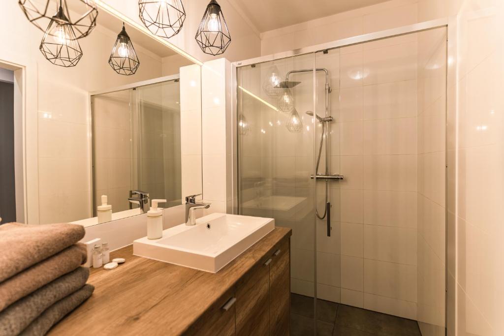 Pure Rental Apartments - 16