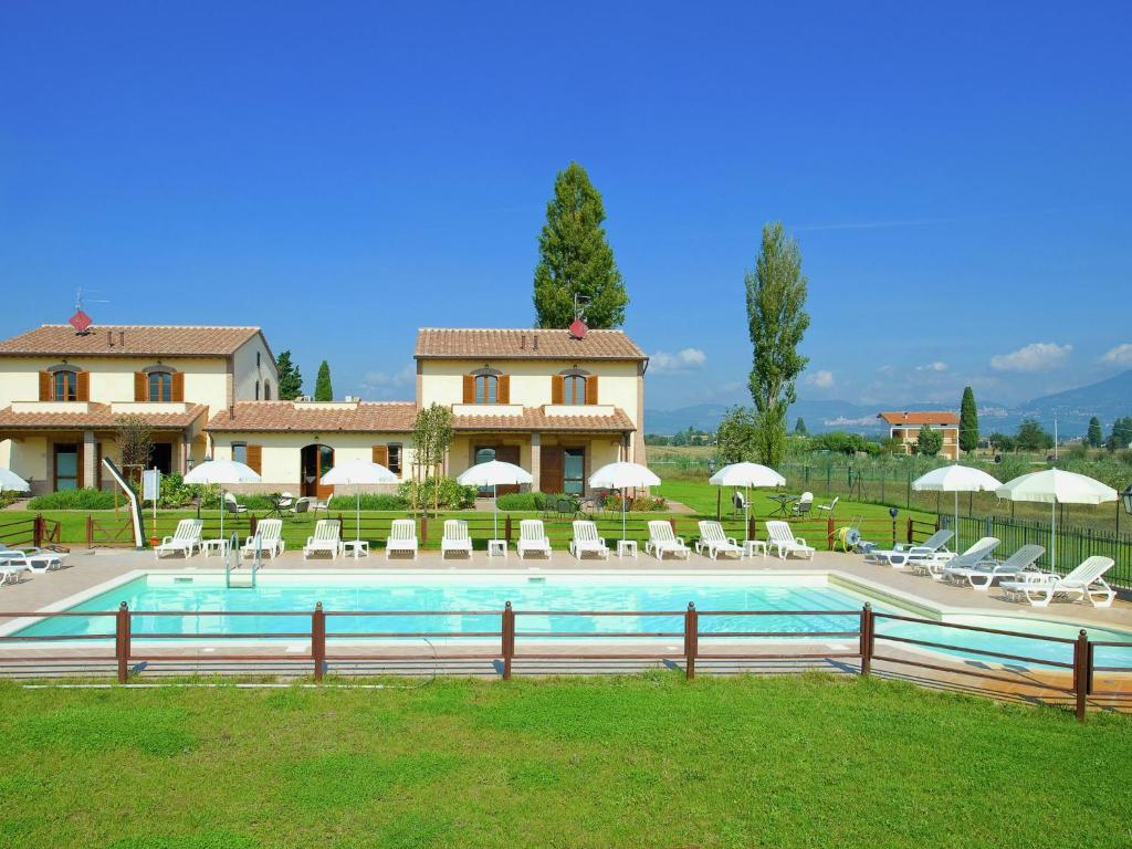 Πισίνα στο ή κοντά στο Romantic Countryside Escape