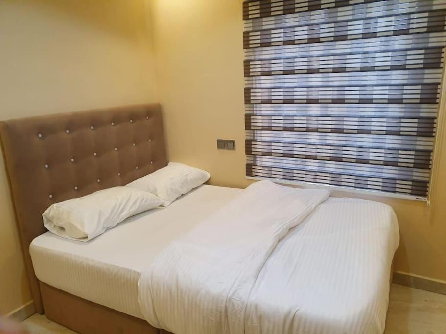 صورة لـ 4 Bedroom duplex- Isheri Riverview في Agege