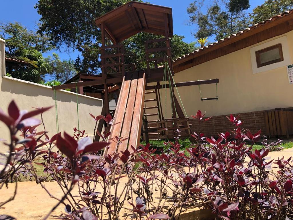 Zahrada ubytování Monte Suiço - Chalés para locação