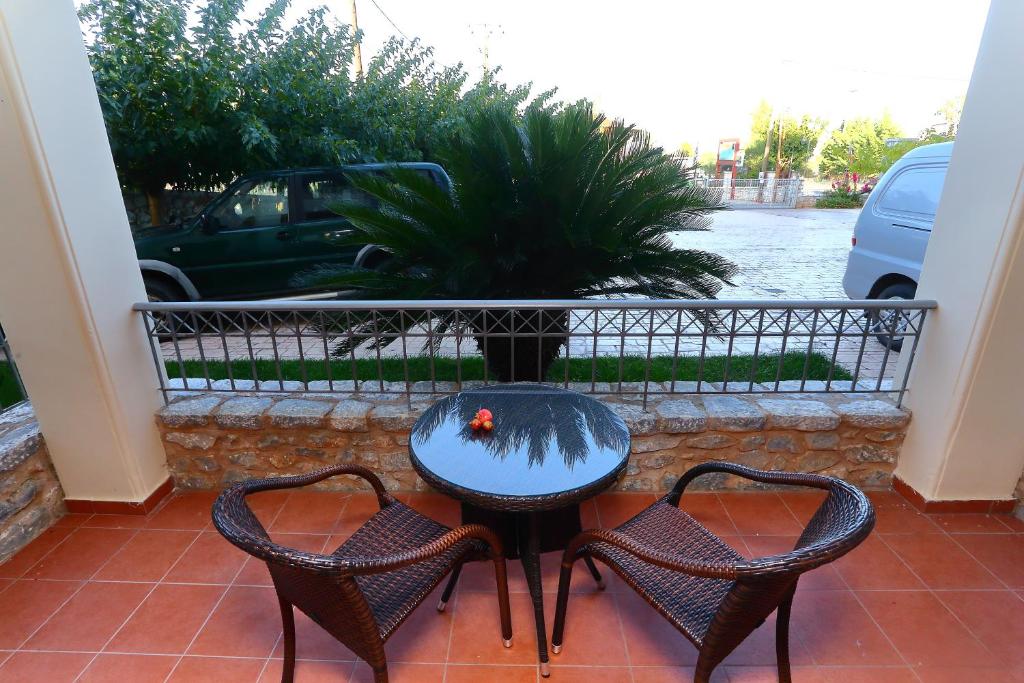 Balkon lub taras w obiekcie Vathi Hotel