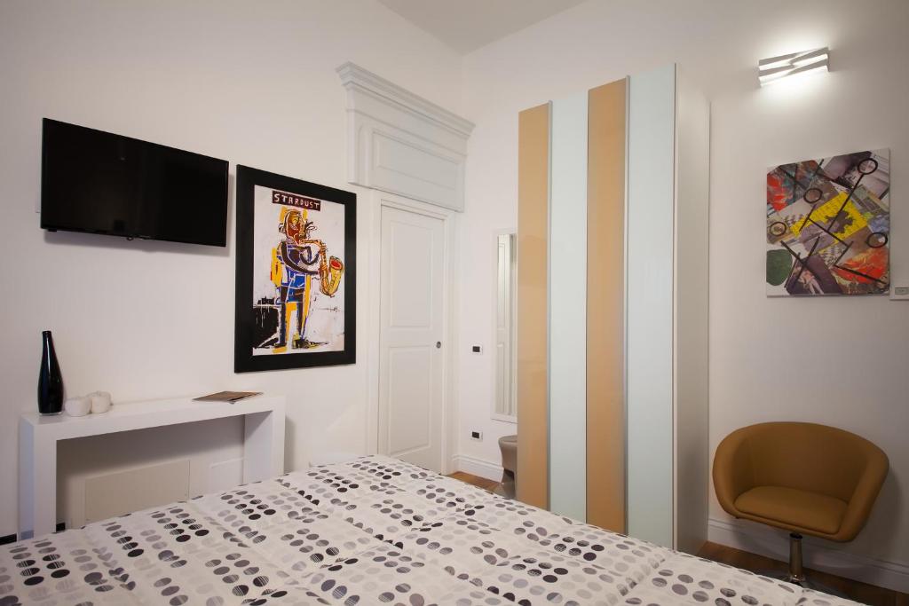 Ferrari Suite - Deluxe Double Room With Castle View