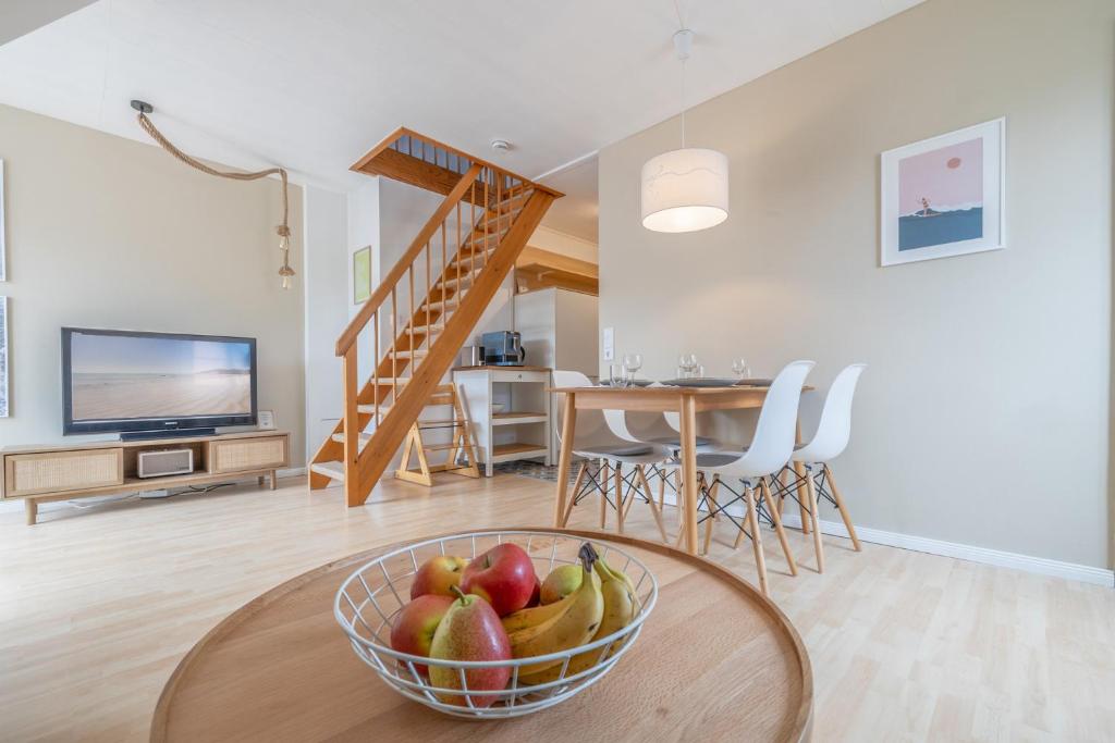 TV a/nebo společenská místnost v ubytování Beach Break