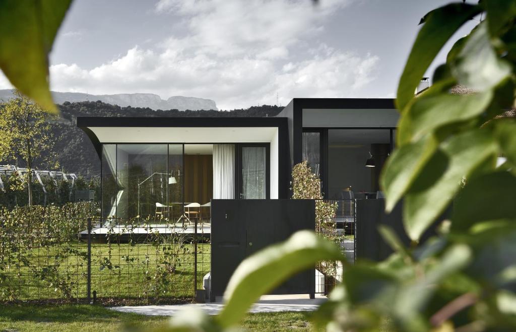 Vonkajšia záhrada v ubytovaní Mirror Houses