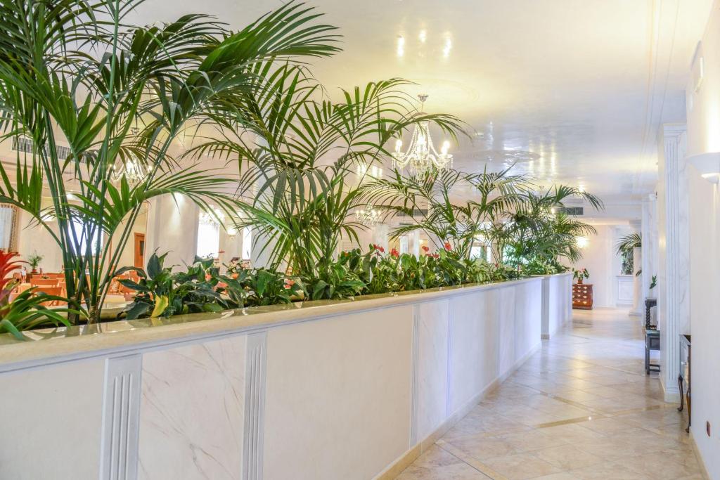 Fotografie z fotogalerie ubytování Hotel Antico Monastero v destinaci Toscolano Maderno