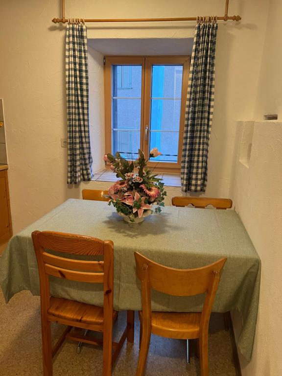 Foto sihtkohas Savognin asuva majutusasutuse Hotel und Restaurant Alpina galeriist