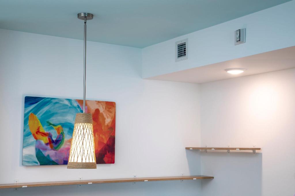 Universal's Endless Summer Resort - Surfside Inn and Suites photo