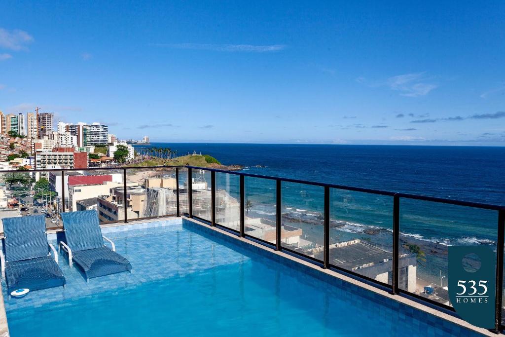 Lindo apartamento próximo à praia e Farol da Barra - Studio With Sea View